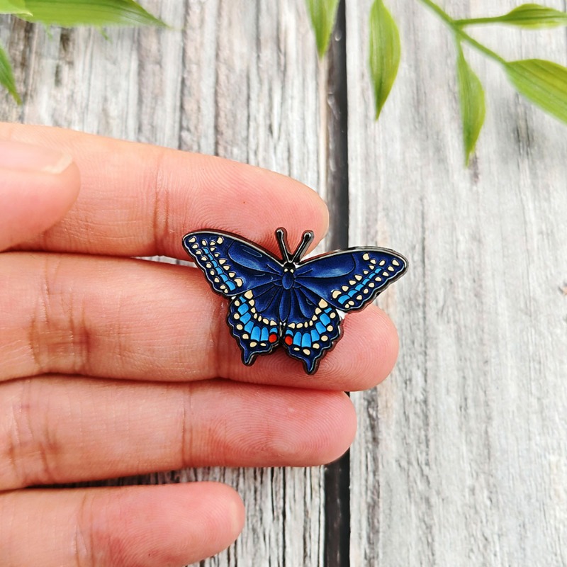 Original Design Vintage Metal  - Collectible Vintage Brooches 评论和价格