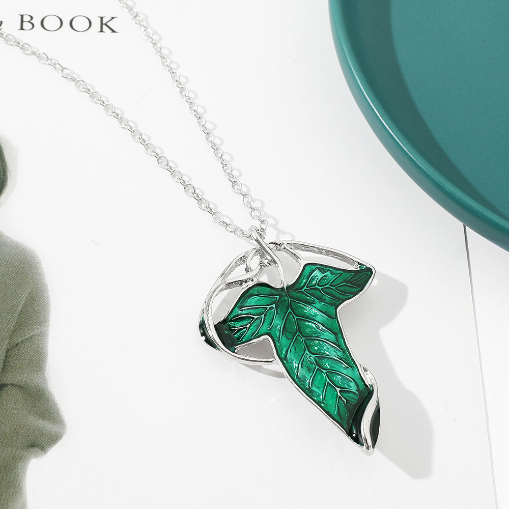Vintage Green Leaf Pendant Nec - Vintage Jewelry Collection 评论和价格